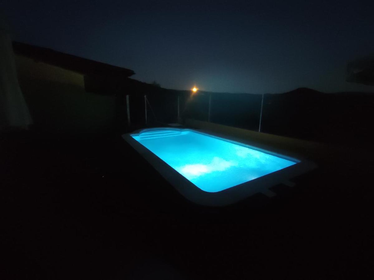 Casa Rural Los Olivos Sotoserrano Екстериор снимка