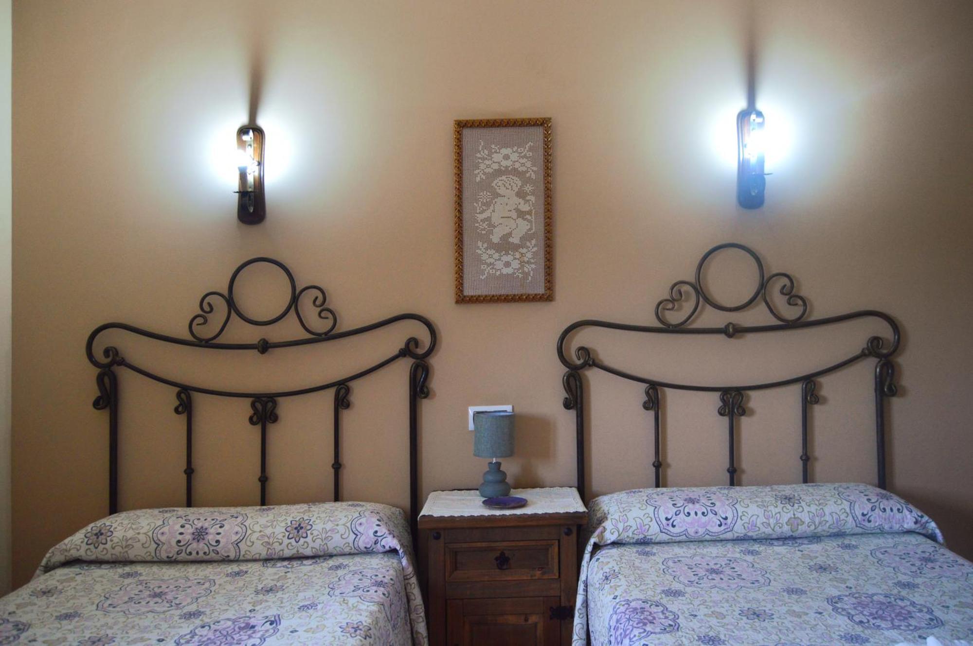 Casa Rural Los Olivos Sotoserrano Екстериор снимка
