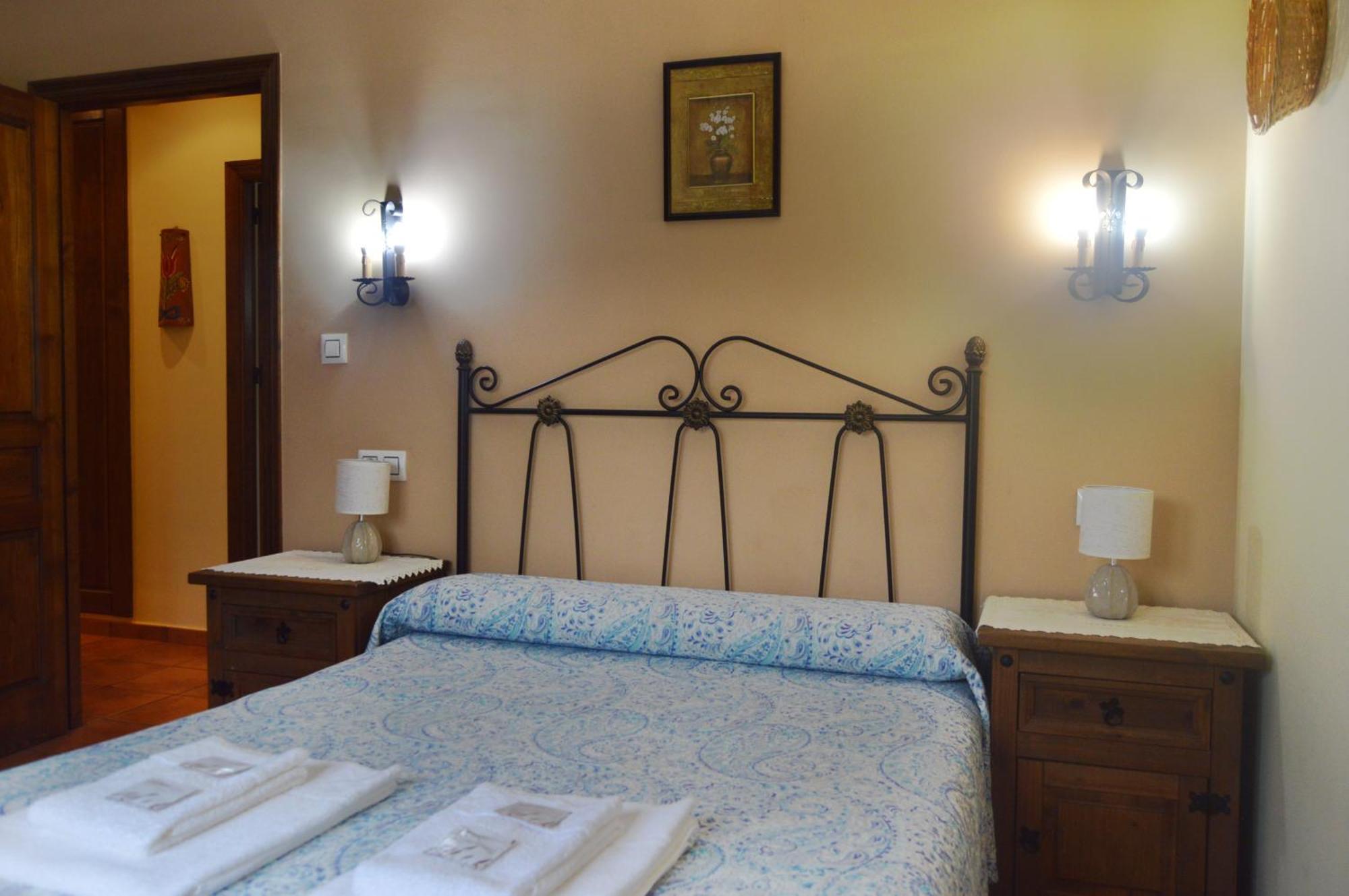 Casa Rural Los Olivos Sotoserrano Екстериор снимка